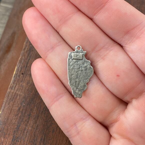 Vintage Bell Trading Post 925 Sterling Silver Illinois State Map Pendant Charm - Picture 2 of 3